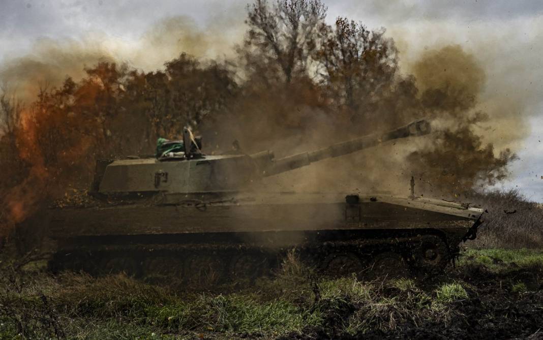 Rus mevzilerine yoğun bombardıman 17